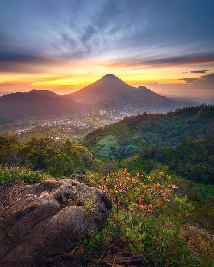 Sunrise di Bukit Sikunir